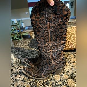 Corral Boots - Black Lace Size 9